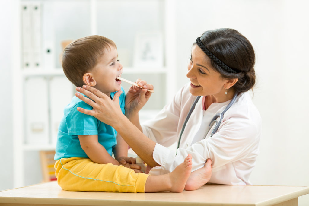 Laryngolog dziecięcy Laryngolog dziecięcy